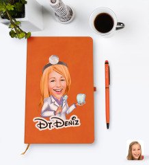 Kişiye Özel Kadın Diş Hekimi Karikatürlü Turuncu Termo Deri Defter Kalem Seti Model 1