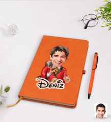 Kişiye Özel Erkek Patron Karikatürlü Turuncu Termo Deri Defter Kalem Seti Model 2