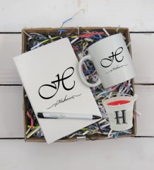BK Gift Kişiye Özel İsimli Defter Kalem Kupa ve Mini Kovada Kokulu Mum Hediye Seti-3, Arkadaşa Hediye, Sevgiliye Hediye, Yeni İş Hediyesi