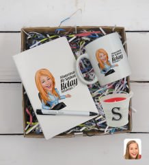 BK Gift Kişiye Özel Karikatür Tasarımlı Defter Kalem Kupa ve Mini Kovada Kokulu Mum Hediye Seti-2, Arkadaşa Hediye, Sevgiliye Hediye, Yeni İş Hediyesi
