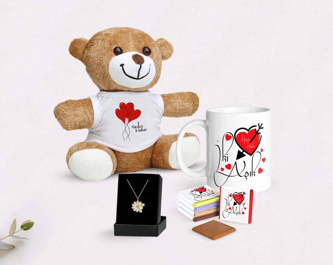 Kişiye Özel Sevgililer Günü Kupa Çikolata Ayıcık ve Çift İsimli Papatya Kolye Seti-17