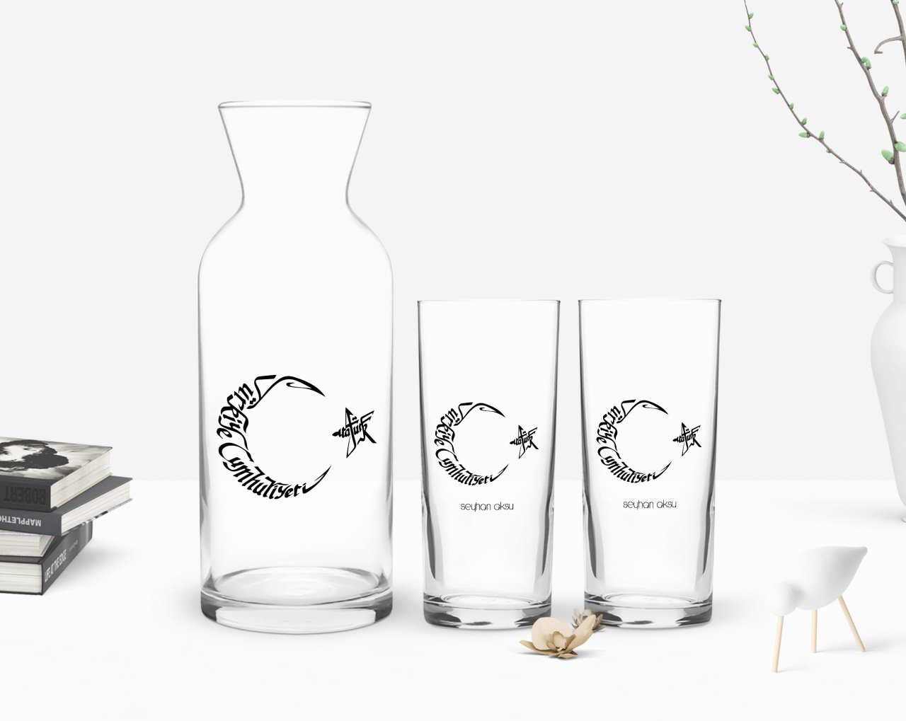 Kişiye Özel Renkli Baskılı Kaligrafi Atatürk Tasarımlı İkili Rakı Bardağı ve Karaf Hediye Seti-1