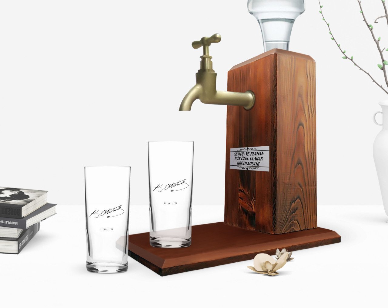 Kişiye Özel Renkli Baskılı Atatürk Temalı İkili Rakı Bardağı ve Ahşap Rakı Standı Hediye Seti-29
