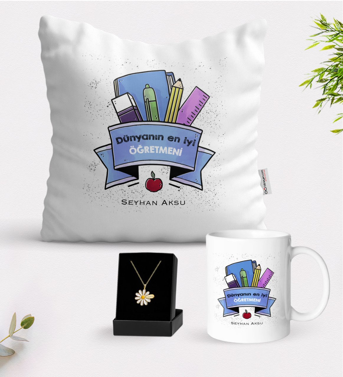 Kişiye Özel Dünyanın En İyi Öğretmeni Beyaz Kupa Yastık ve İsimli Papatya Kolye Hediye Seti-23