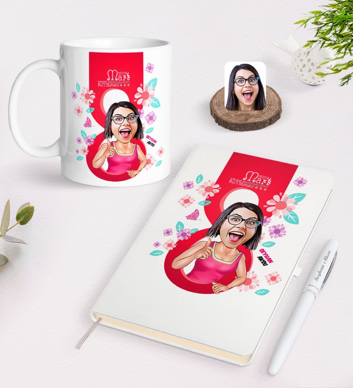 Kişiye Özel Kadınlar Günü Karikatürlü Beyaz Defter Kalem ve Kupa Seti-5