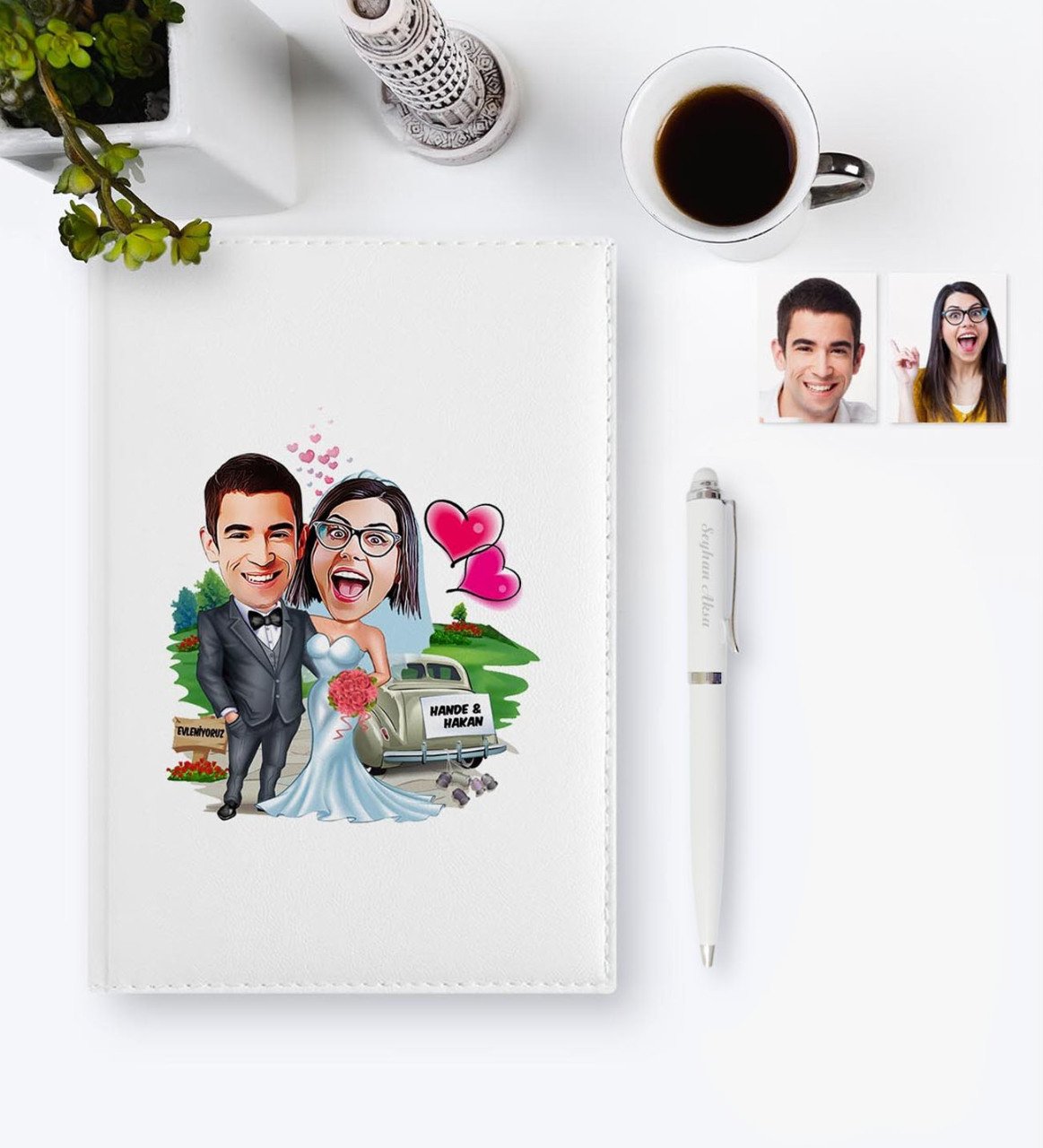 Kişiye Özel Evleniyoruz Karikatür 2023 Deri Ajanda & Kalem Hediye Seti - 1