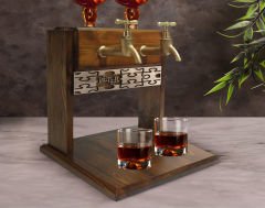 BK Gift Kişiye Özel Kabartma İsimli Çift Musluklu Doğal Ahşap Viski Standı, İçki Standı, Doğum Günü Hediyesi, Ev Hediyesi, Erkek Hediye-30