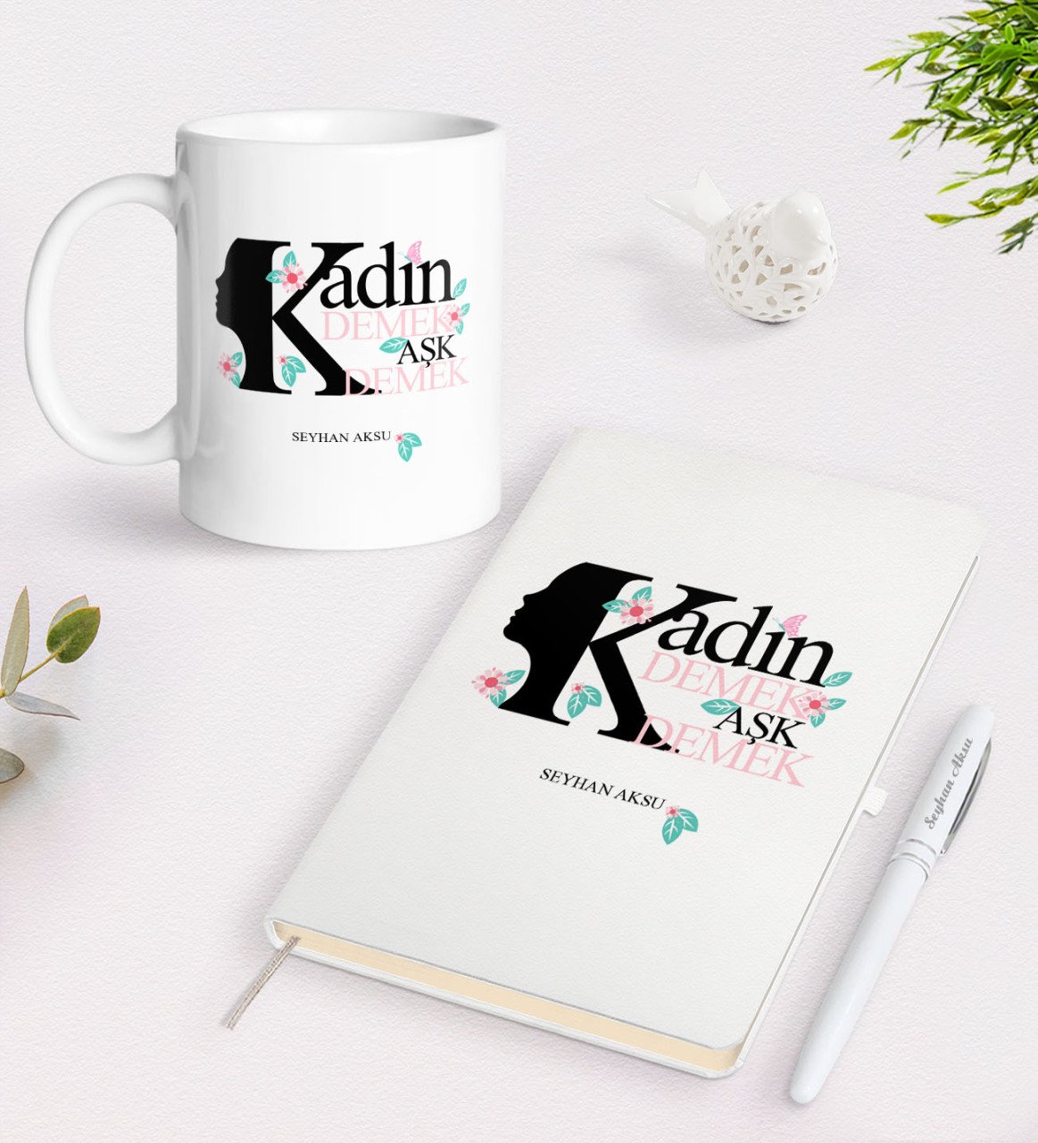 Kişiye Özel Kadınlar Günü Aşk Tasarımlı Beyaz Defter Kalem ve Kupa Seti-2