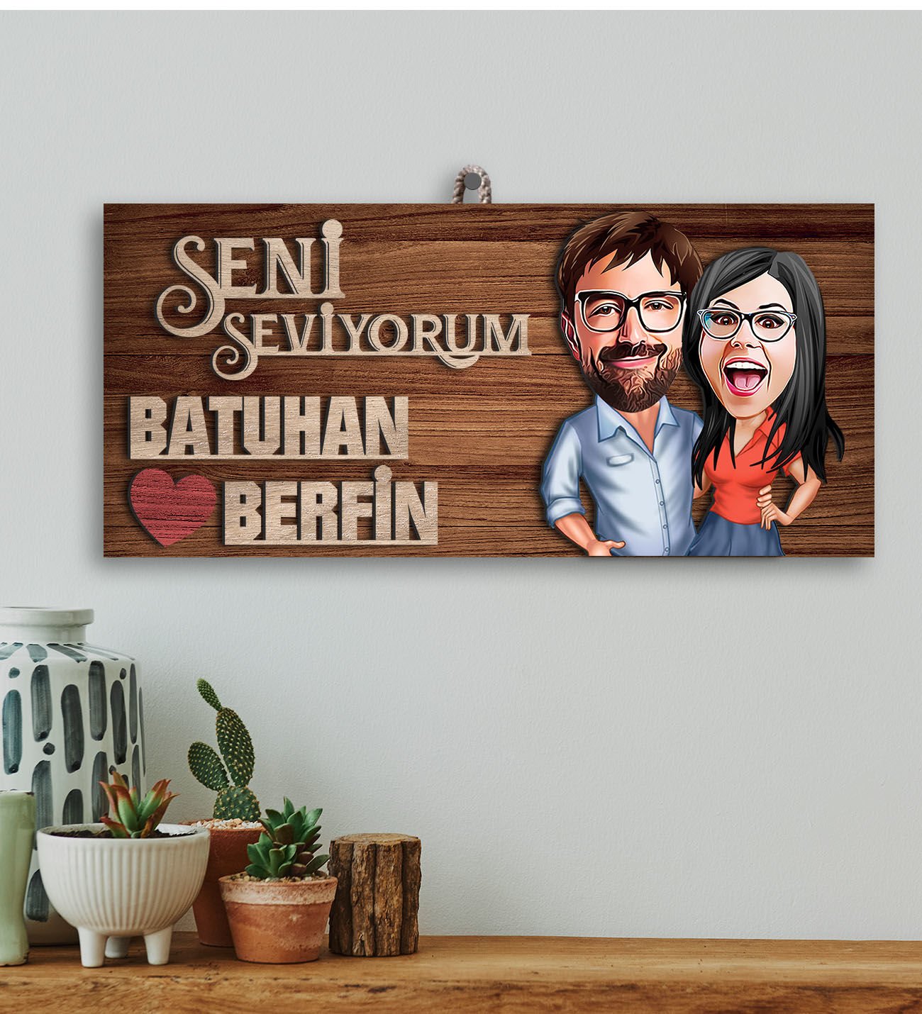 BK Gift Kişiye Özel Sevgililer Karikatürlü Kabartma Figürlü Ahşap Tablo, Duvar Dekoru,Sevgiliye Hediye,Ev Dekorasyonu,Sevgililer Günü Hediyesi