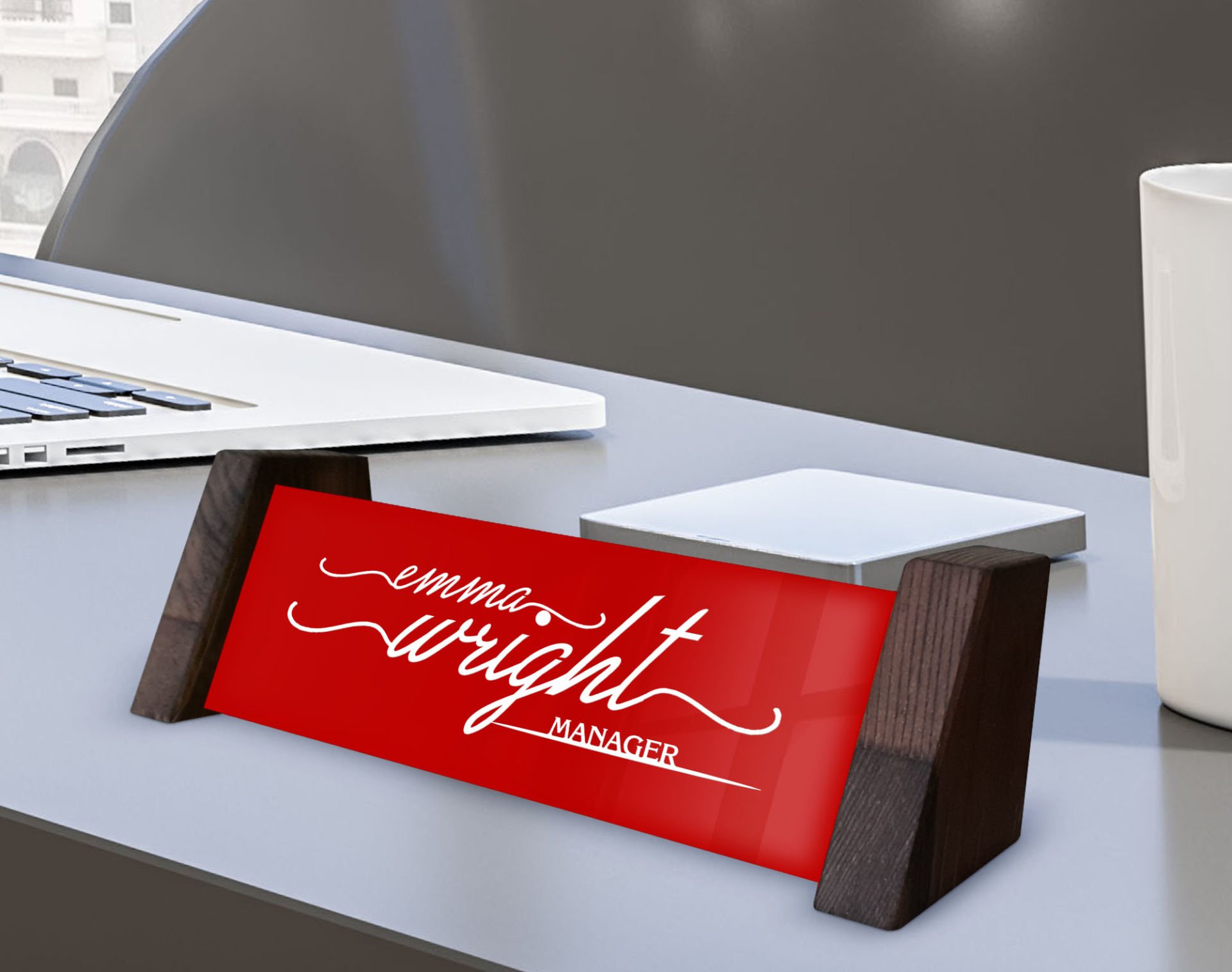 BK Gift Kişiye Özel İsimli Ahşap Ayaklı Kırmızı Akrilik Masa İsimliği, Ofis Dekoru, Mesleki Hediye, Ofis Hediyeleri-2