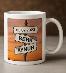 BK Gift Kişiye Aşkın Yol Tabelası Tasarımlı Beyaz Kupa Bardak-1, Sevgiliye Hediye, Eşe Hediye, Yıldönümü Hediyesi