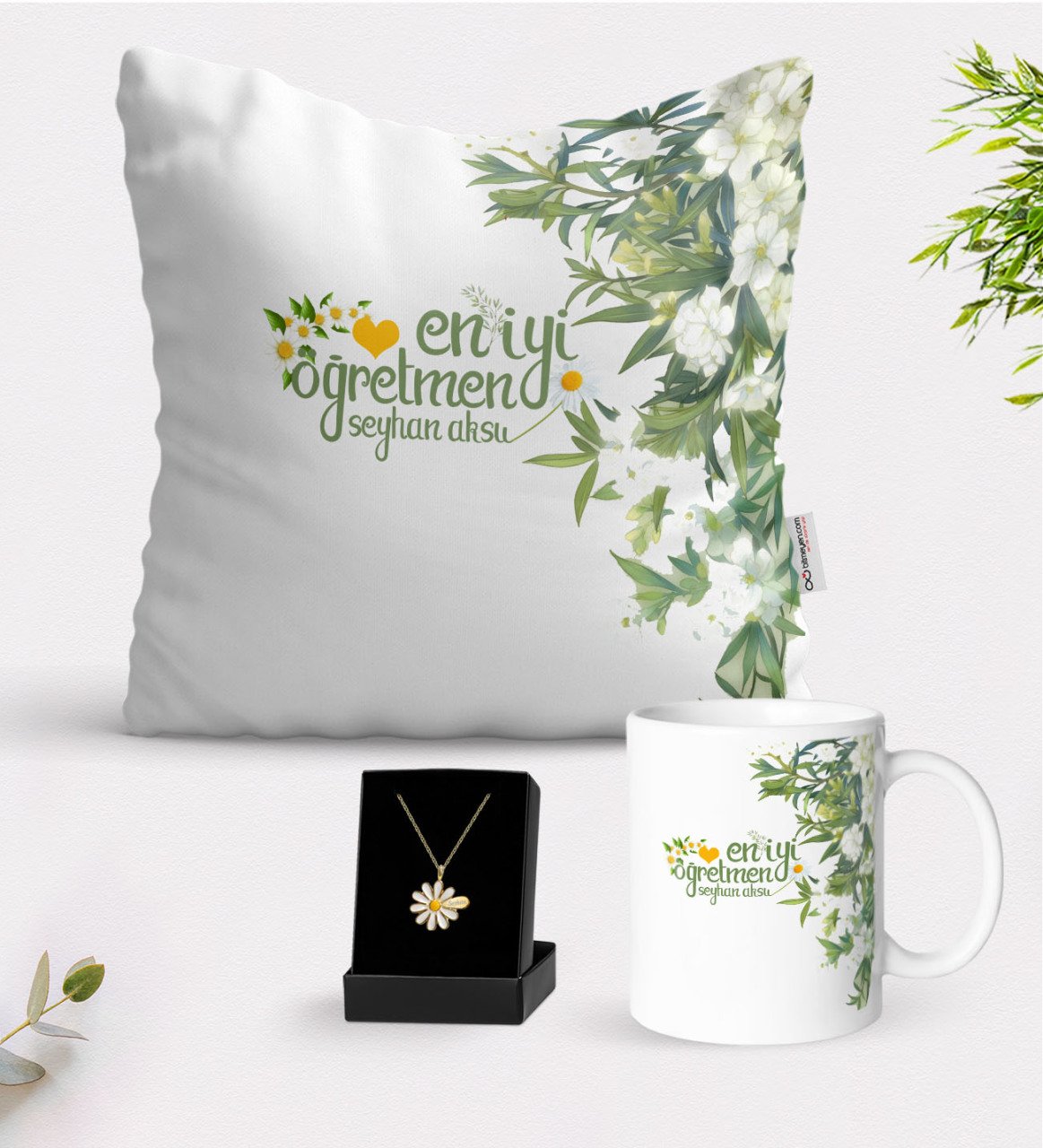 Kişiye Özel Papatya Temalı En İyi Öğretmen Beyaz Kupa Yastık ve İsimli Papatya Kolye Hediye Seti-5
