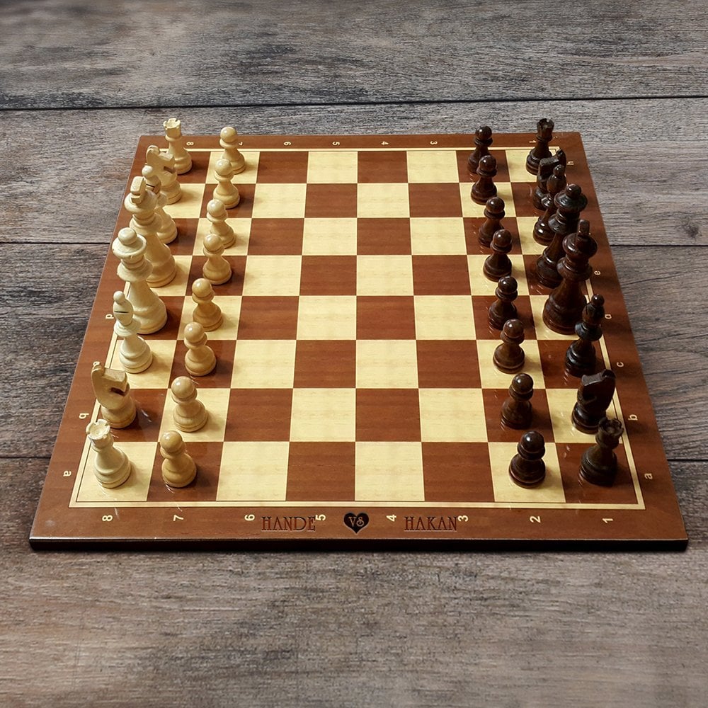 Kişiye Özel İsimli Ahşap Satranç Takımı