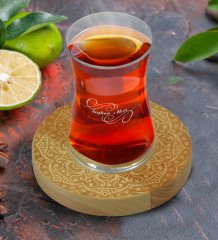 Kişiye Özel Retro Motif Tasarımlı Doğal Ahşap Tabaklı Heybeli Çay Bardağı Model 9