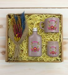 BK Gift Kişiye Özel İsimli DTF Anne Temalı Mat Gri Kahve Fincanı & Kolonya & Mum & El Yapımı Kuru Çiçek Buketi Hediye Seti-6, Anneye Hediye, Anneler Günü Hediyesi