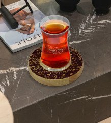 Kişiye Özel Retro Motif Tasarımlı Doğal Ahşap Tabaklı Heybeli Çay Bardağı Model 13