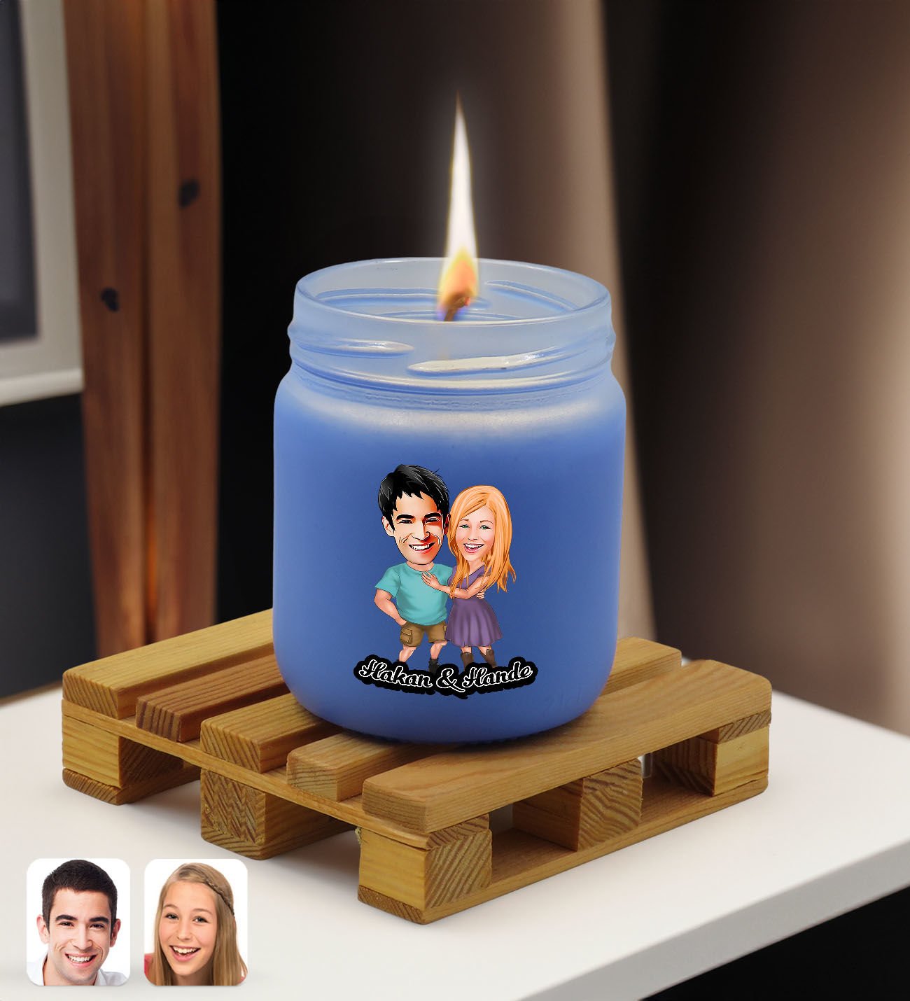 BK Gift Kişiye Özel DTF Sevgili Karikatürlü Mavi Renkli Cam Kavanozda Kokulu Mum-1, Sevgiliye Hediye, Doğum Günü Hediyesi
