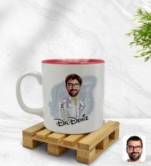 Kişiye Özel Erkek Göz Doktoru Karikatürlü İçi Kırmızı Renkli Kupa Bardak Model 1