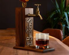 BK Gift Kişiye Özel Kabartma İsimli Musluklu Doğal Ahşap İçki Standı, Home Bar, Viski Çeşmesi, İçecek Dispenseri, Ahşap İçecek Çeşmesi-7