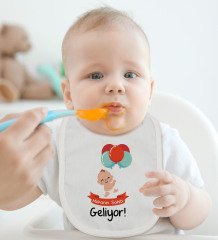 BK Kids Mekanın Sahibi Geliyor Tasarımlı Bebek Body Zıbın ve Mama Önlüğü Hediye Seti - Model 1