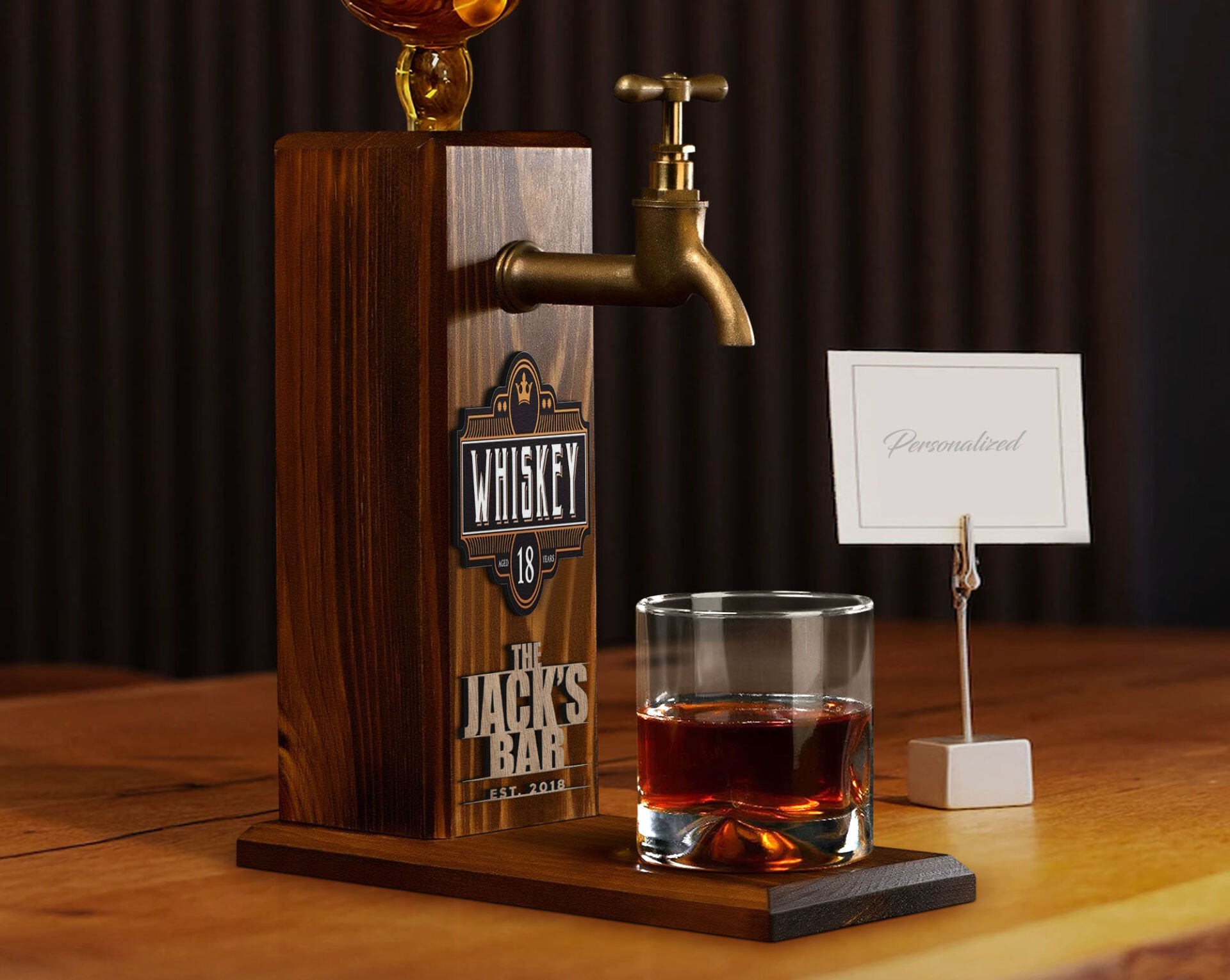 BK Gift Kişiye Özel Kabartma İsimli Musluklu Doğal Ahşap İçki Standı, Home Bar, Viski Çeşmesi, İçecek Dispenseri, Ahşap İçecek Çeşmesi-13