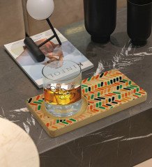 Kişiye Özel Modern Art Tasarımlı Doğal Ahşap Tabaklı Viski Bardağı Sunum Seti Model 2