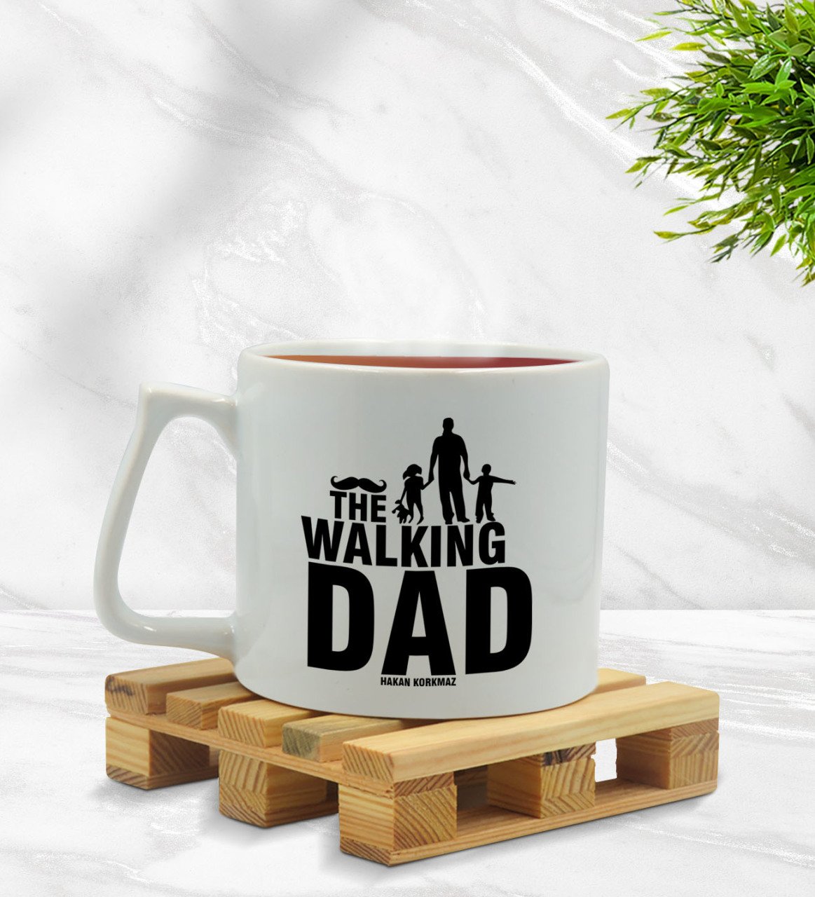 Kişiye Özel Walking Dad Tasarımlı Middle Beyaz Kupa Bardak Model 2