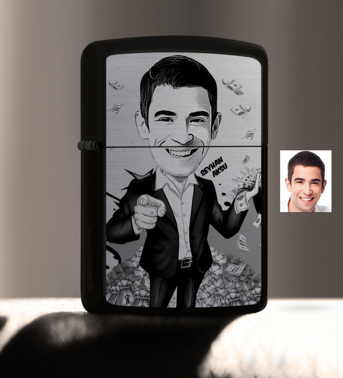 Kişiye Özel Bay Bankacı Karikatürlü Benzinli Siyah Metal Çakmak - 2