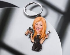 BK Gift Kişiye Özel Güzellik Uzmanı Karikatürlü Ahşap Anahtarlık-1 Sevgiliye Hediye, Arkadaşa Hediye, Doğum Günü Hediyesi