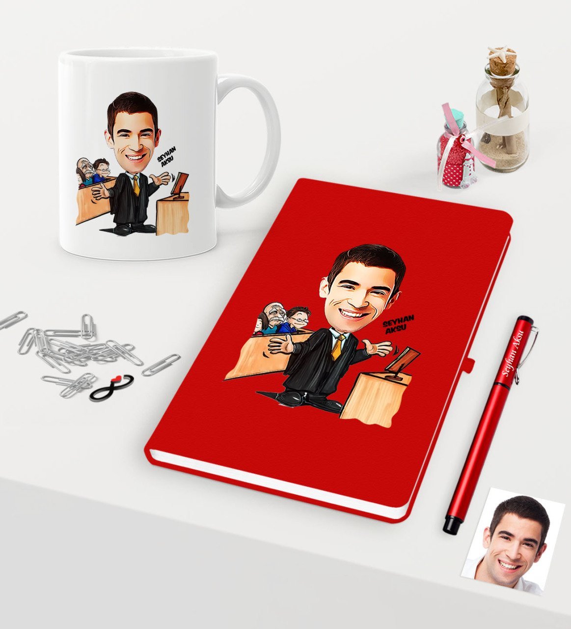 Kişiye Özel Bay Avukat Karikatürlü Kırmızı Defter Kalem Kupa Seti - 3