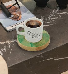 Kişiye Özel Mermer Tasarımlı Doğal Ahşap Tabaklı Türk Kahvesi Fincanı Model 1