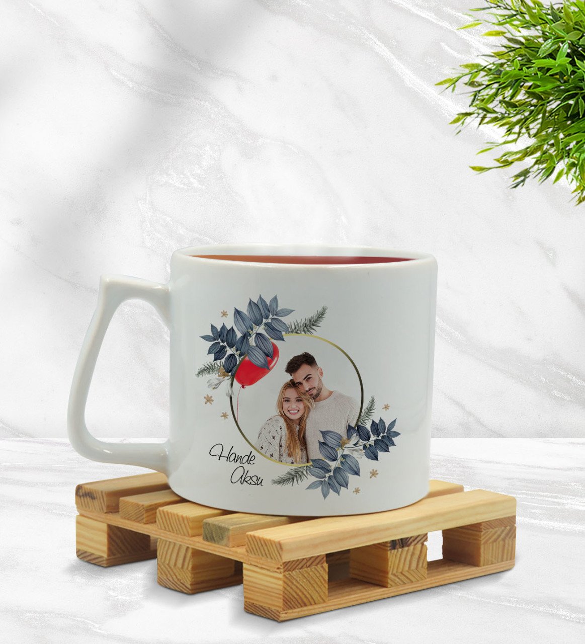 Kişiye Özel İsimli Fotoğraflı Middle Beyaz Kupa Bardak Model 1