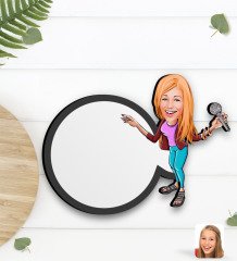 Kişiye Özel Şarkı Söyleyen Kız Karikatürlü Ahşap Bardak Altlığı-1