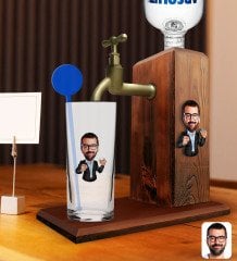 BK Gift Kabartmalı Karikatür Figürlü Musluklu Ahşap İçki Standı ve Vodka Bardağı Hediye Seti
