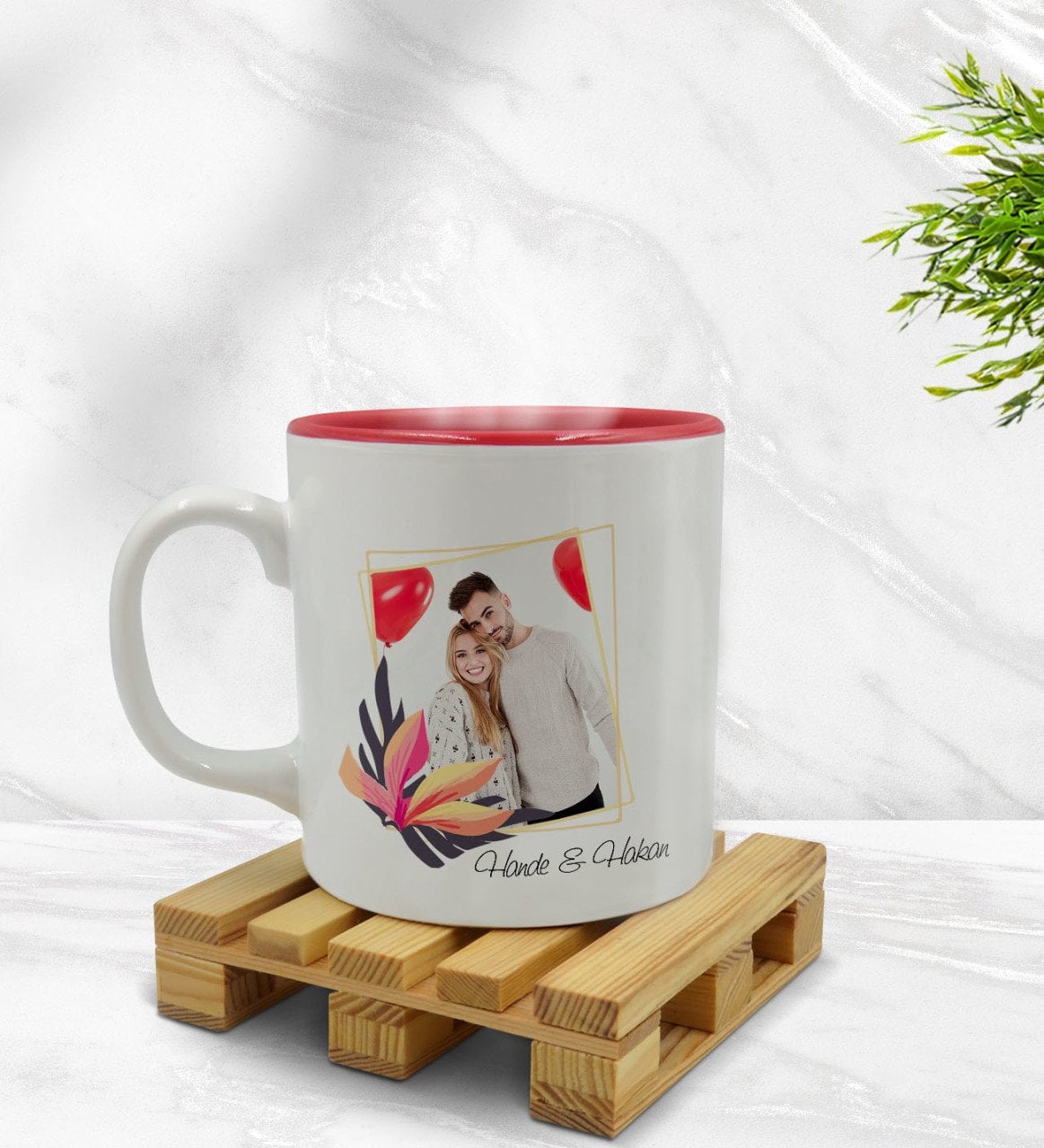 Kişiye Özel İsimli Fotoğraflı İçi Kırmızı Renkli Kupa Bardak Model 27