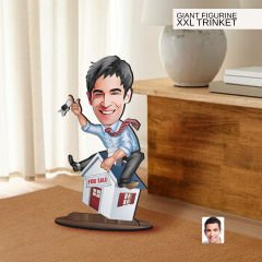 BK Gift Kişiye Özel Emlakçı Karikatürlü Büyük Boy Ahşap Biblo-1 Arkadaşa Hediye , Sevgiliye Hediye, Kişiye Özel Biblolar