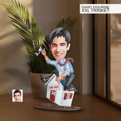 BK Gift Kişiye Özel Emlakçı Karikatürlü Büyük Boy Ahşap Biblo-1 Arkadaşa Hediye , Sevgiliye Hediye, Kişiye Özel Biblolar