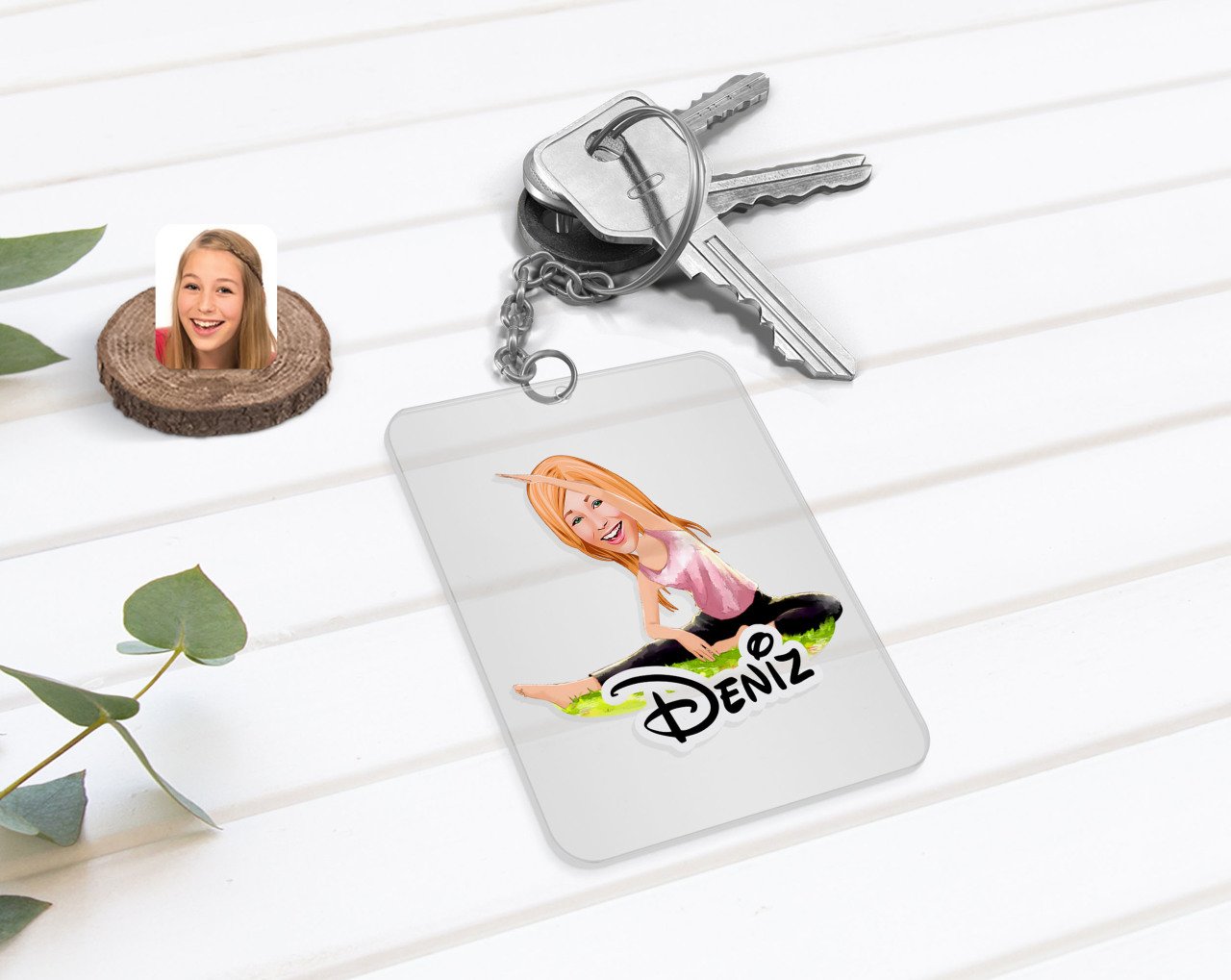 Kişiye Özel Kadın Yoga Karikatürlü Şeffaf Pleksi Anahtarlık-1