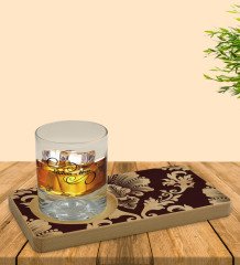 Kişiye Özel Retro Motif Tasarımlı Doğal Ahşap Tabaklı Viski Bardağı Sunum Seti Model 7
