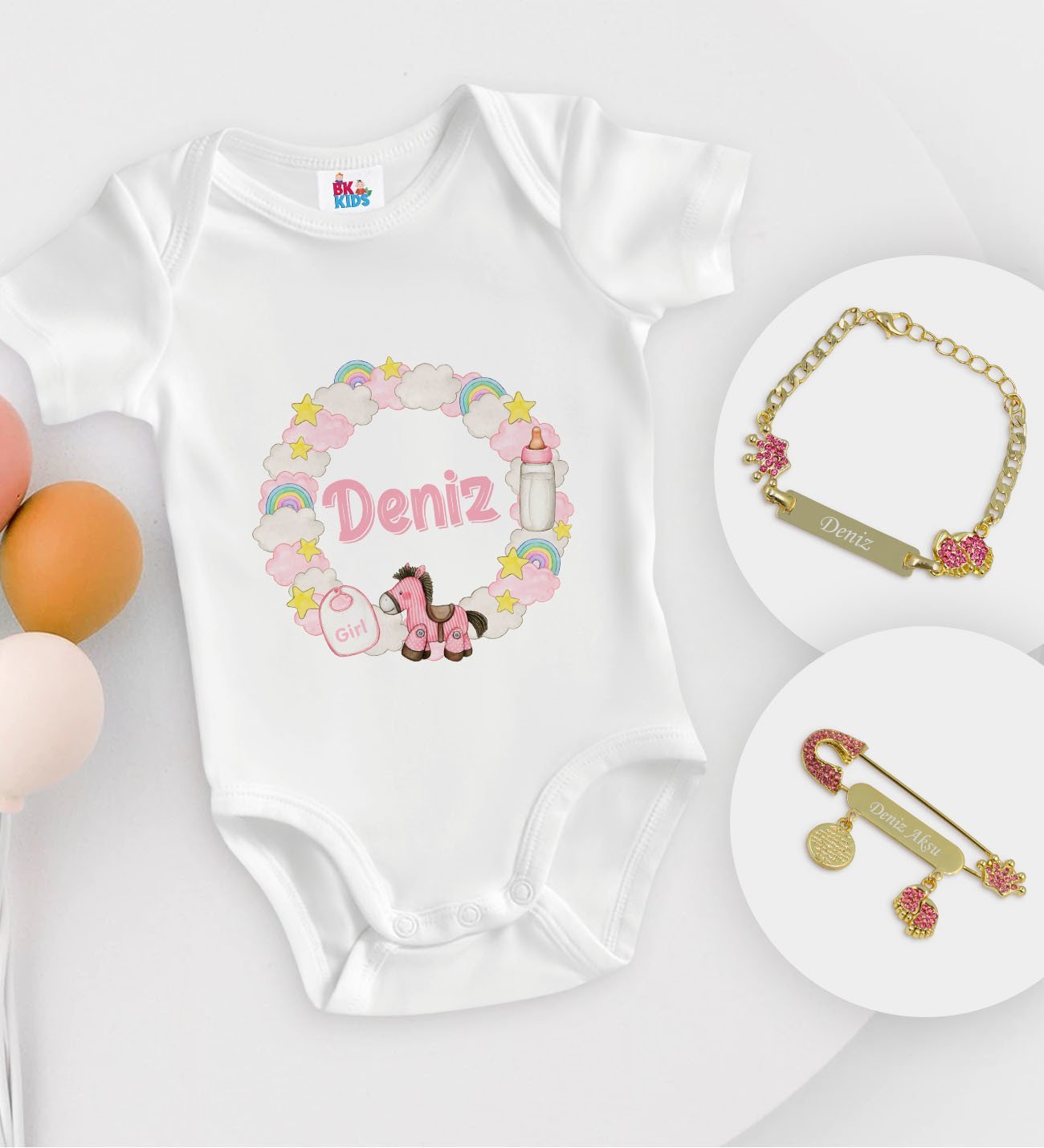 BK Kids Kişiye Özel İsimli Beyaz Bebek Body Zıbın Kız Bebek Künyesi ve İğnesi Hediye Seti-24