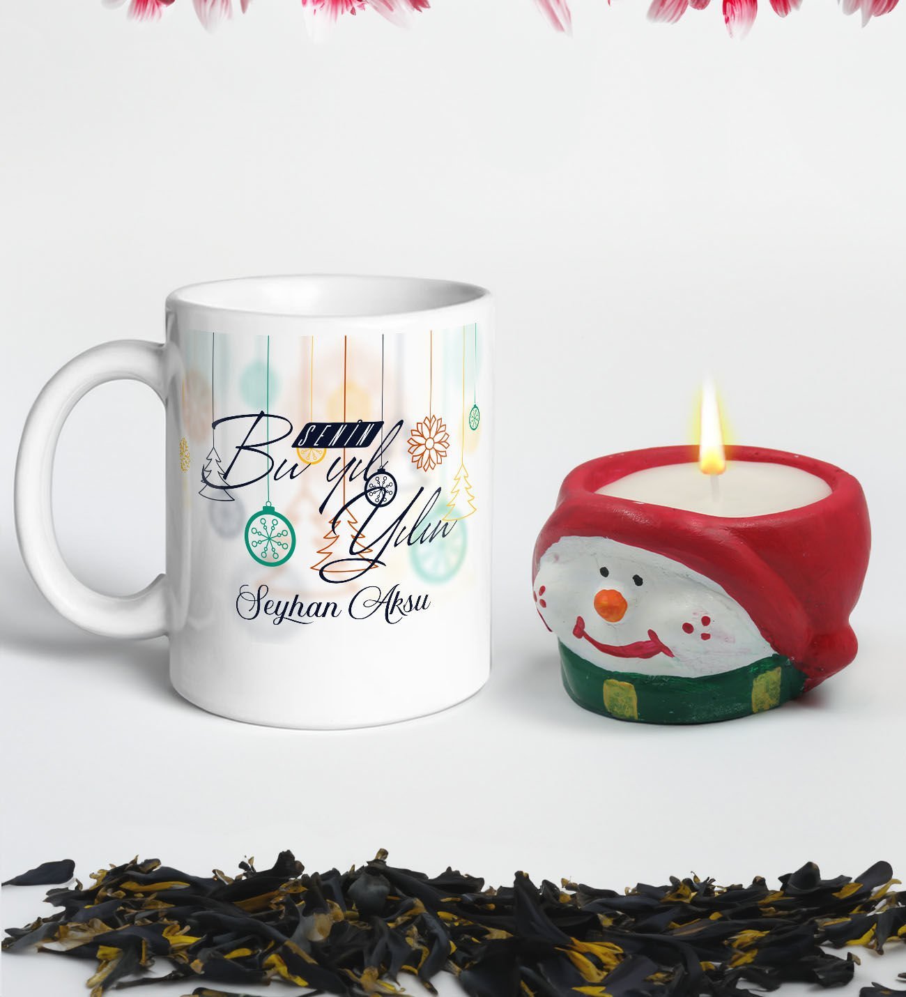 Yılbaşı Hediyesi BK Gift Kişiye Özel Yeni Yıl Tasarımlı Beyaz Kupa Bardak ve El Yapımı Kardan Adam Kokulu Mum Hediye Seti-10, Sevgiliye, Arkadaşa Hediye