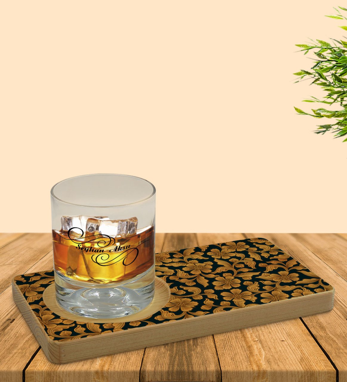 Kişiye Özel Retro Motif Tasarımlı Doğal Ahşap Tabaklı Viski Bardağı Sunum Seti Model 15