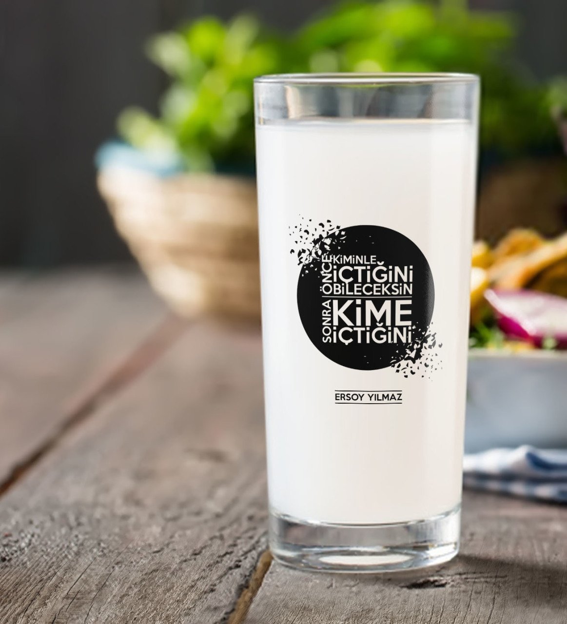 Kişiye Özel Renkli Baskılı Önce Kiminle İçtiğini Bileceksin Rakı Bardağı-3