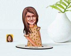 Kişiye Özel Kız Çocuk Karikatürlü Ahşap Biblo Model-8
