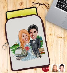 Kişiye Özel Evleniyoruz Karikatürlü Taşınabilir Koruyucu Tablet Kılıfı & Organizer Çanta - Bordo-1