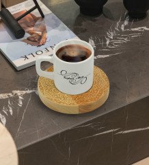 Kişiye Özel Retro Motif Tasarımlı Doğal Ahşap Tabaklı Türk Kahvesi Fincanı Model 9