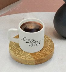 Kişiye Özel Retro Motif Tasarımlı Doğal Ahşap Tabaklı Türk Kahvesi Fincanı Model 14