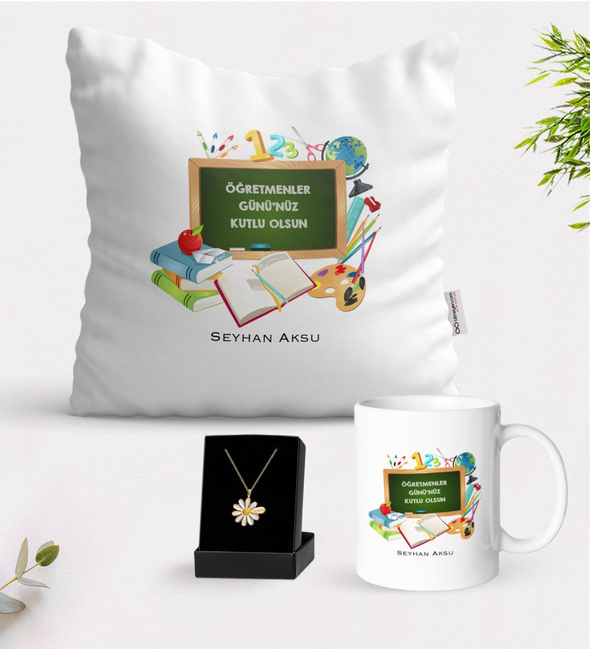 Kişiye Özel Öğretmenler Günümüz Kutlu Olsun Beyaz Kupa Yastık ve İsimli Papatya Kolye Hediye Seti-7