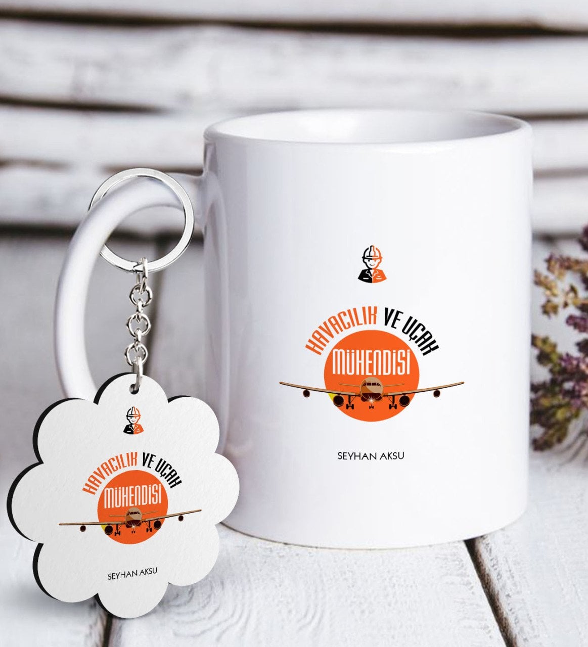 Kişiye Özel Mesleki Havacılık ve Uçak Mühendisi Beyaz Kupa ve Anahtarlık Hediye Seti