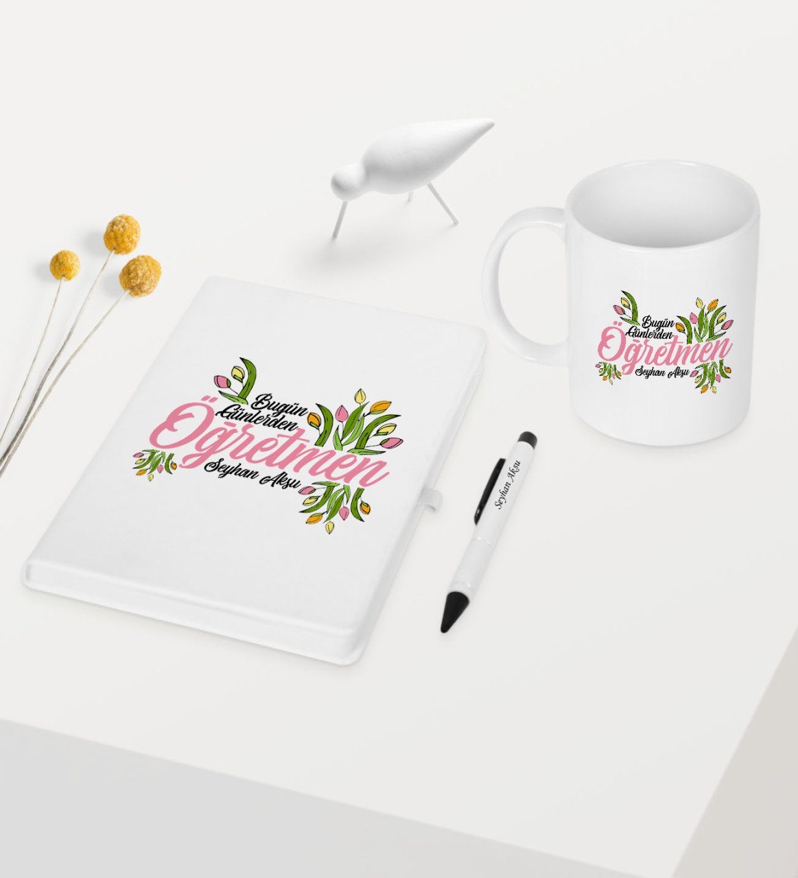 Kişiye Özel Bugün Günlerden Öğretmen Temalı Beyaz Defter Kalem Kupa Seti - 1